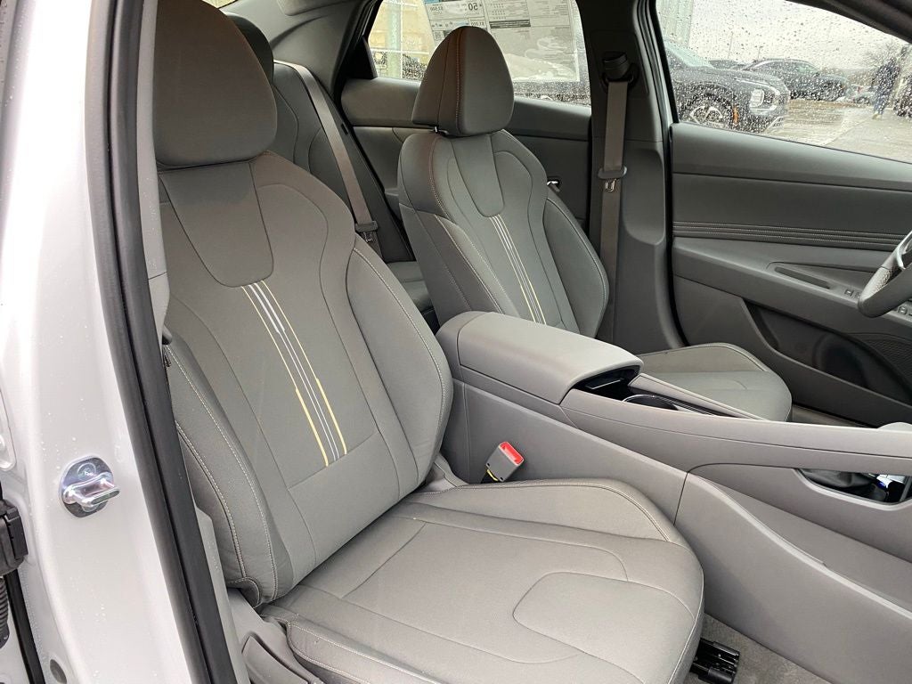 2026 Hyundai Elantra Hybrid SEL Sport