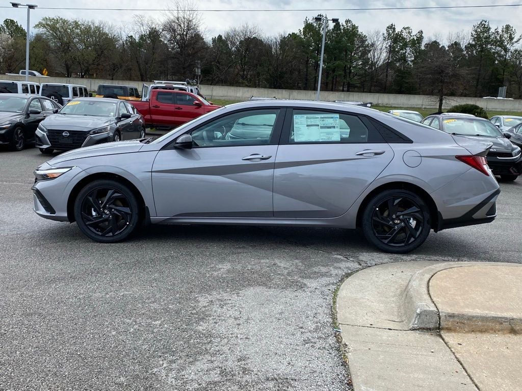 2026 Hyundai Elantra Hybrid SEL Sport