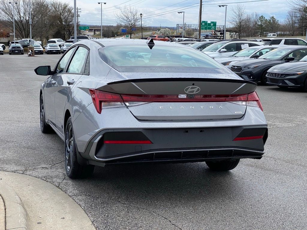 2026 Hyundai Elantra Hybrid SEL Sport