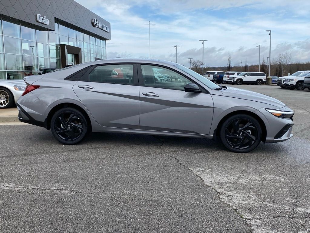 2026 Hyundai Elantra Hybrid SEL Sport