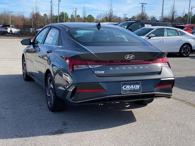 2025 Hyundai Elantra SEL Convenience