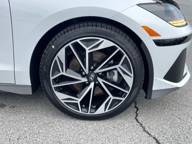 2025 Hyundai IONIQ 6 SEL