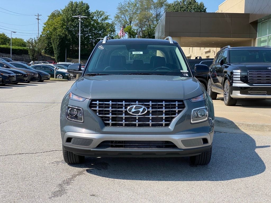 2026 Hyundai Venue SEL w/Two-Tone Roof