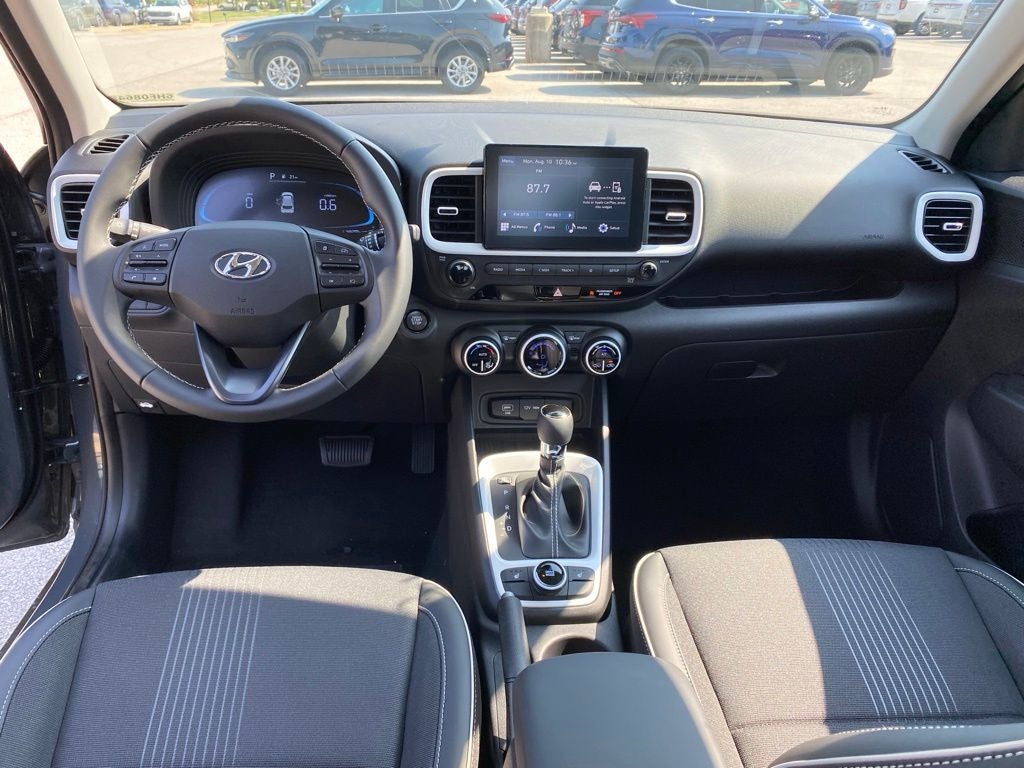 2026 Hyundai Venue SEL w/Two-Tone Roof