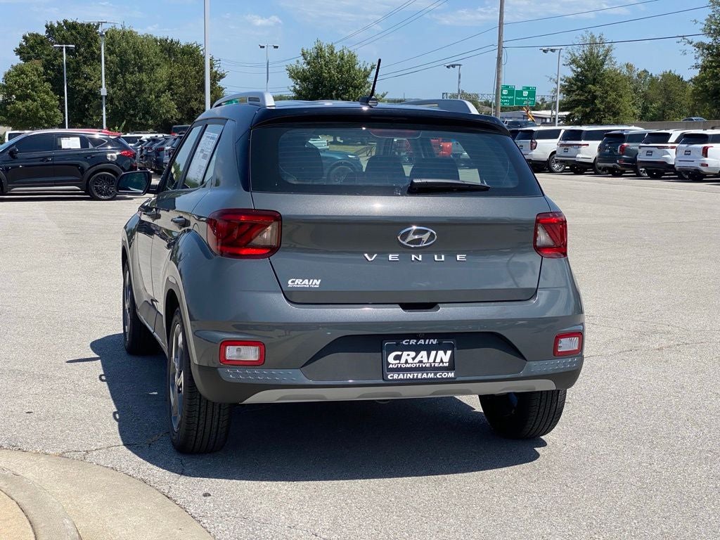 2026 Hyundai Venue SEL w/Two-Tone Roof