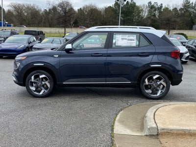 2026 Hyundai Venue SEL w/Two-Tone Roof
