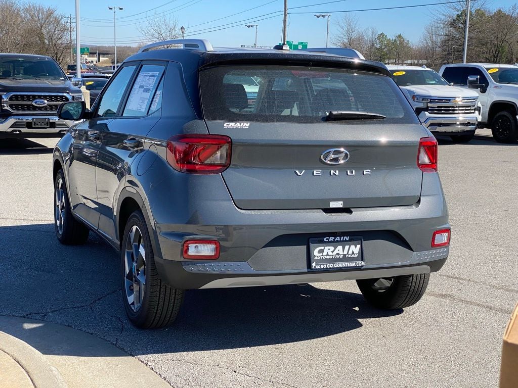 2026 Hyundai Venue SEL w/Two-Tone Roof