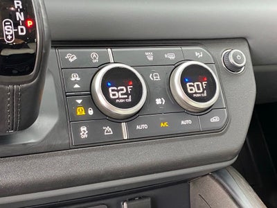 2024 Land Rover Defender 110 X-Dynamic SE