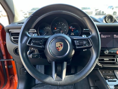 2022 Porsche Macan Base