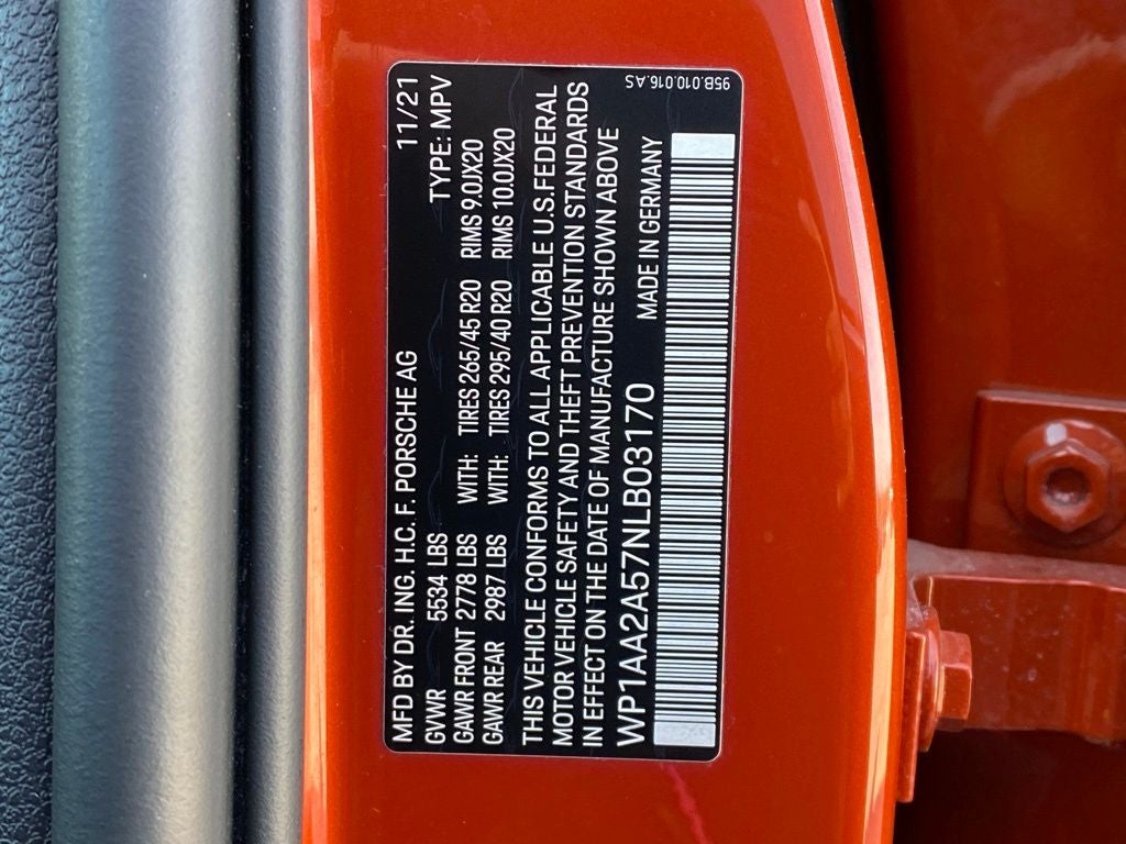 2022 Porsche Macan Base