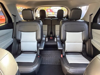 2022 Ford Explorer XLT - PANORAMIC SUNROOF / CLEAN CARFAX