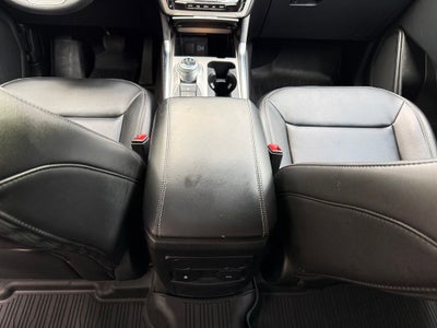 2024 Ford Explorer XLT - CLEAN CARFAX / ONE OWNER