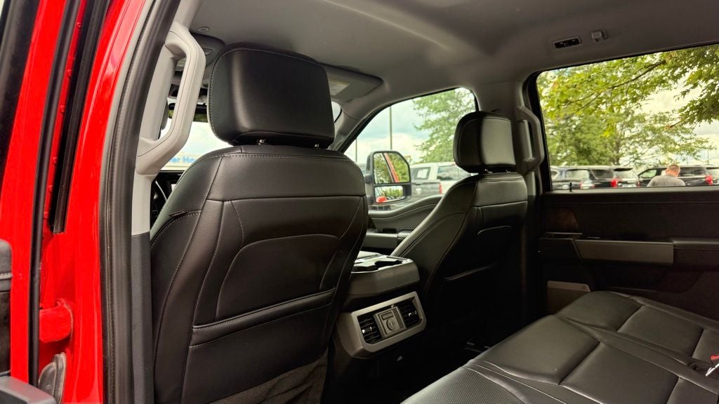 2024 Ford F-250SD Lariat ONE OWNER CLEAN CARFAX