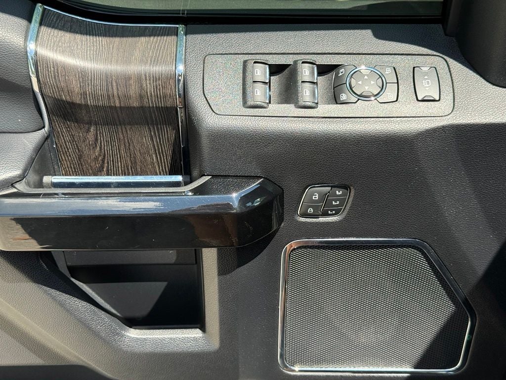 2021 Ford F-250SD Lariat BLACK WIDOW