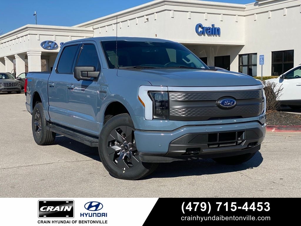 2023 Ford F-150 Lightning XLT