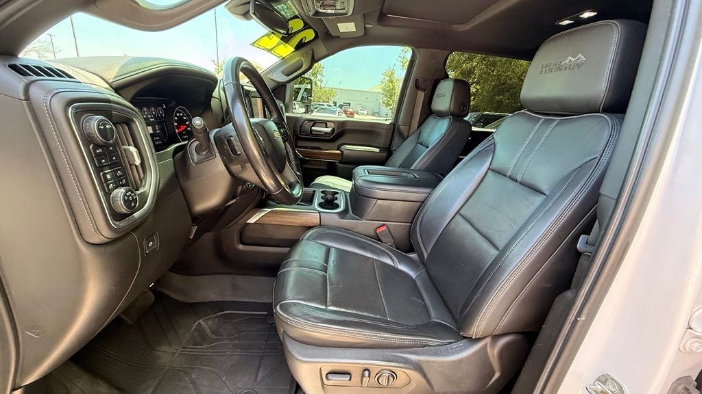 2022 Chevrolet Silverado 3500HD High Country SUPER LOW MILES