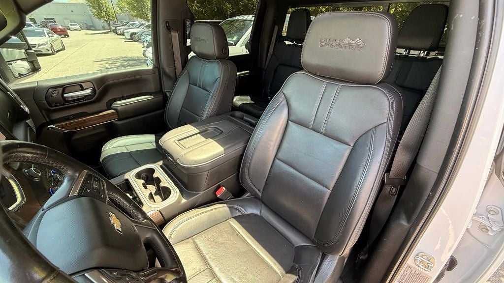 2022 Chevrolet Silverado 3500HD High Country SUPER LOW MILES