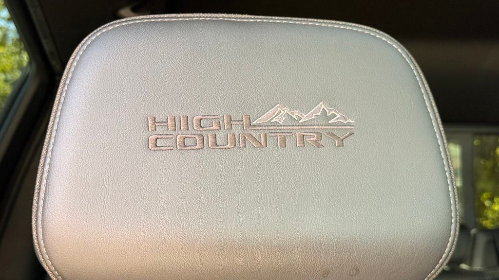 2022 Chevrolet Silverado 3500HD High Country SUPER LOW MILES