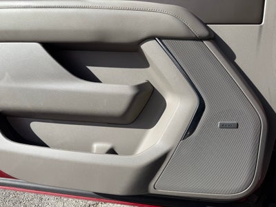 2023 Chevrolet Suburban Z71 2ND ROW BUCKET