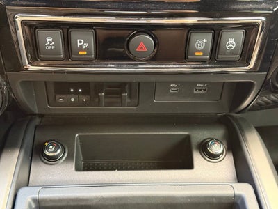 2020 Nissan Titan Platinum Reserve NICE TRUCK