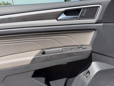2022 Volkswagen Atlas 3.6L V6 SE w/Technology - PANORAMIC SUNROOF / CLEAN CARFAX