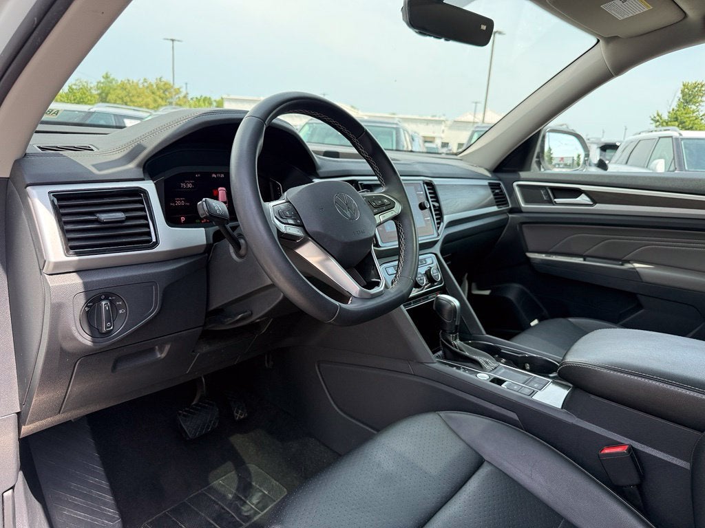 2022 Volkswagen Atlas 3.6L V6 SE w/Technology - PANORAMIC SUNROOF / CLEAN CARFAX