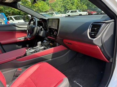 2025 Lexus NX 350h Luxury LIKE NEW!!