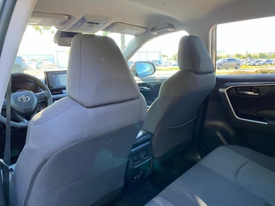2021 Toyota RAV4 XLE APPLE CAR PLAY