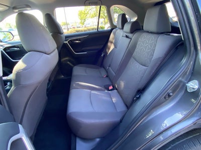 2021 Toyota RAV4 XLE APPLE CAR PLAY