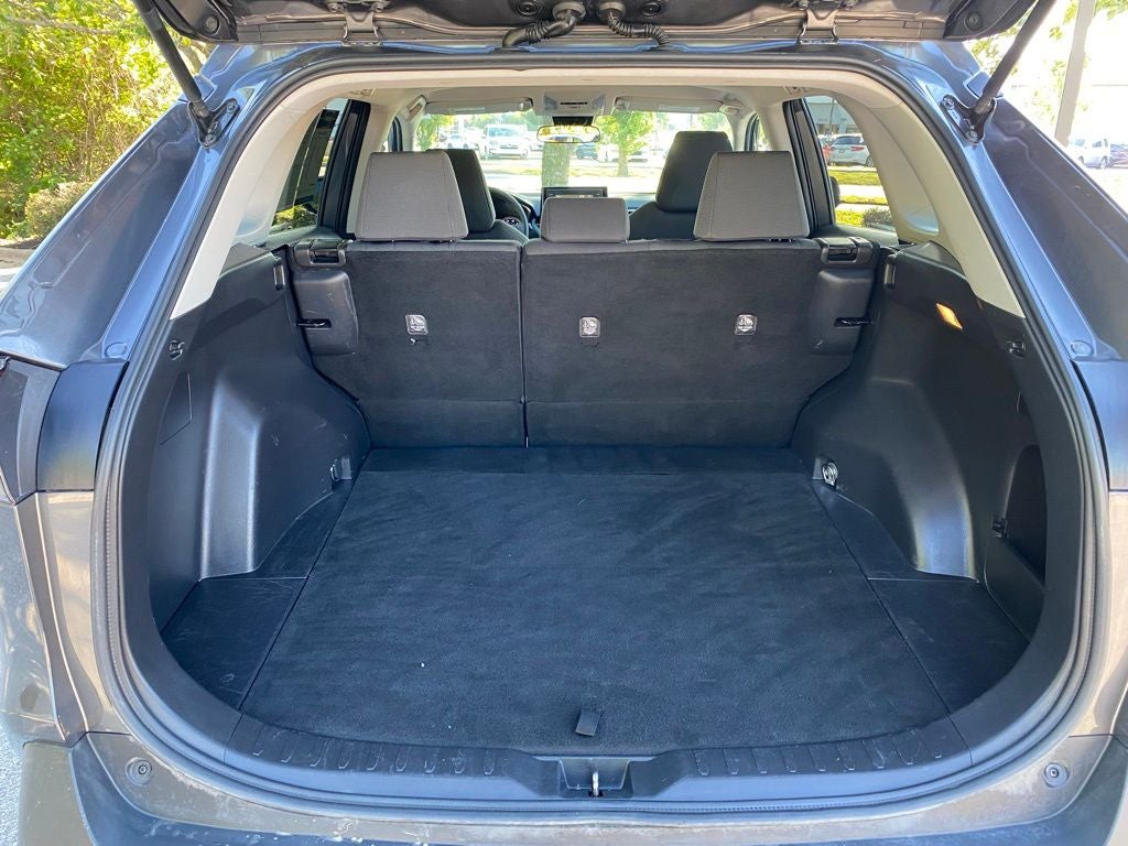 2021 Toyota RAV4 XLE APPLE CAR PLAY