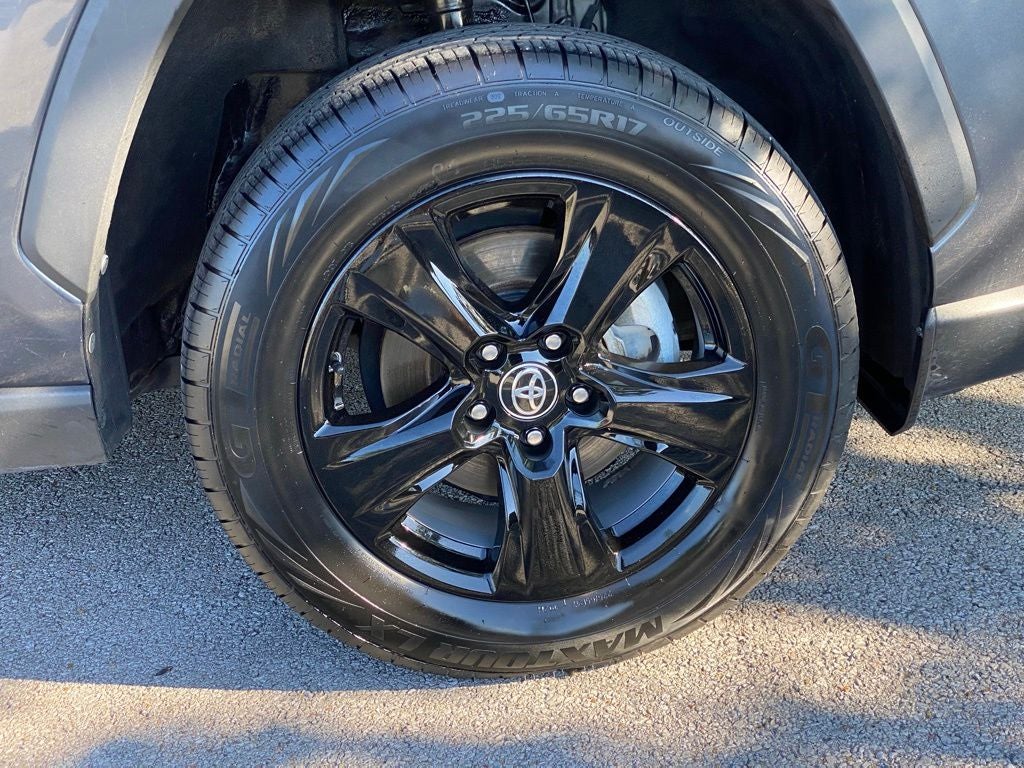 2021 Toyota RAV4 XLE APPLE CAR PLAY