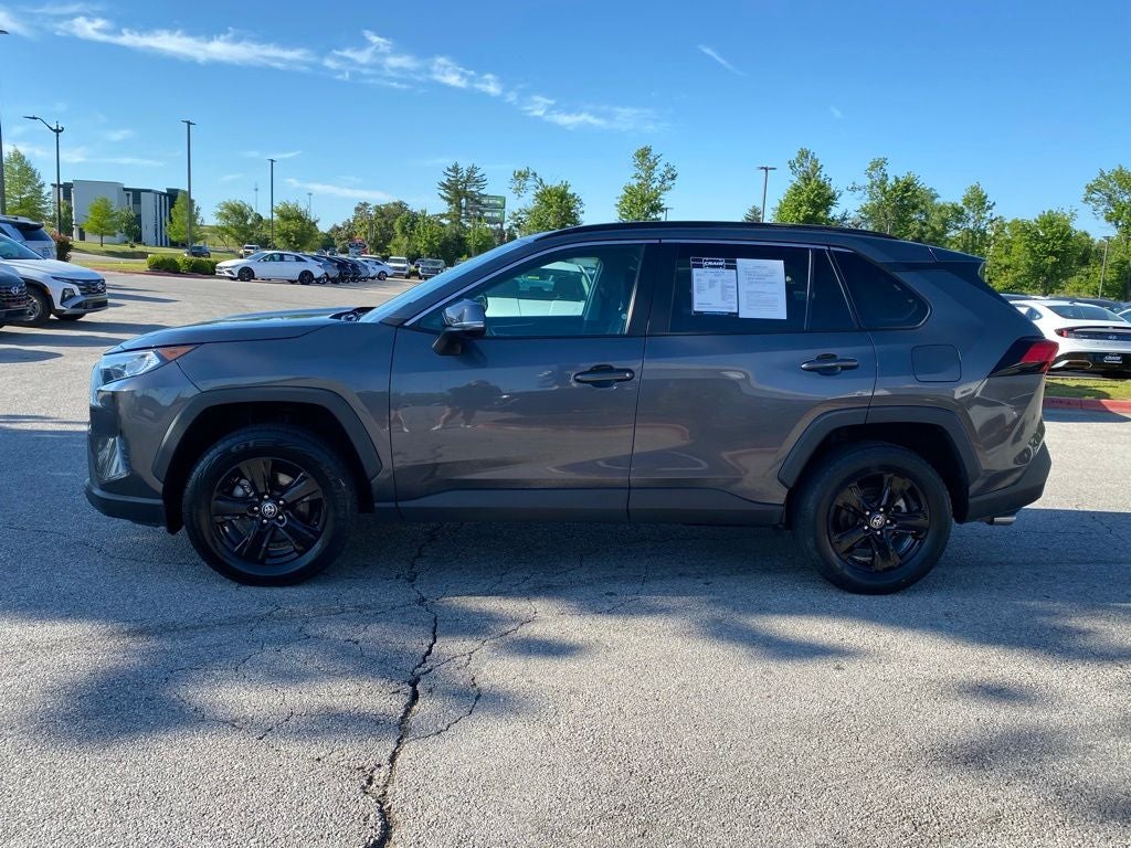 2021 Toyota RAV4 XLE APPLE CAR PLAY