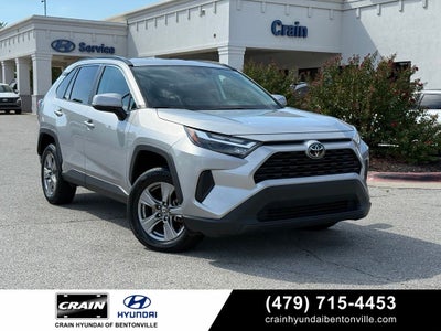 2024 Toyota RAV4 XLE - CLEAN CARFAX / ONE OWNER