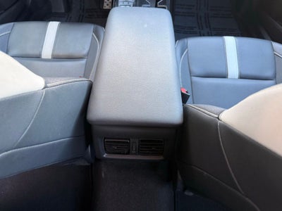 2025 Toyota Camry SE 1 OWNER CARFAX
