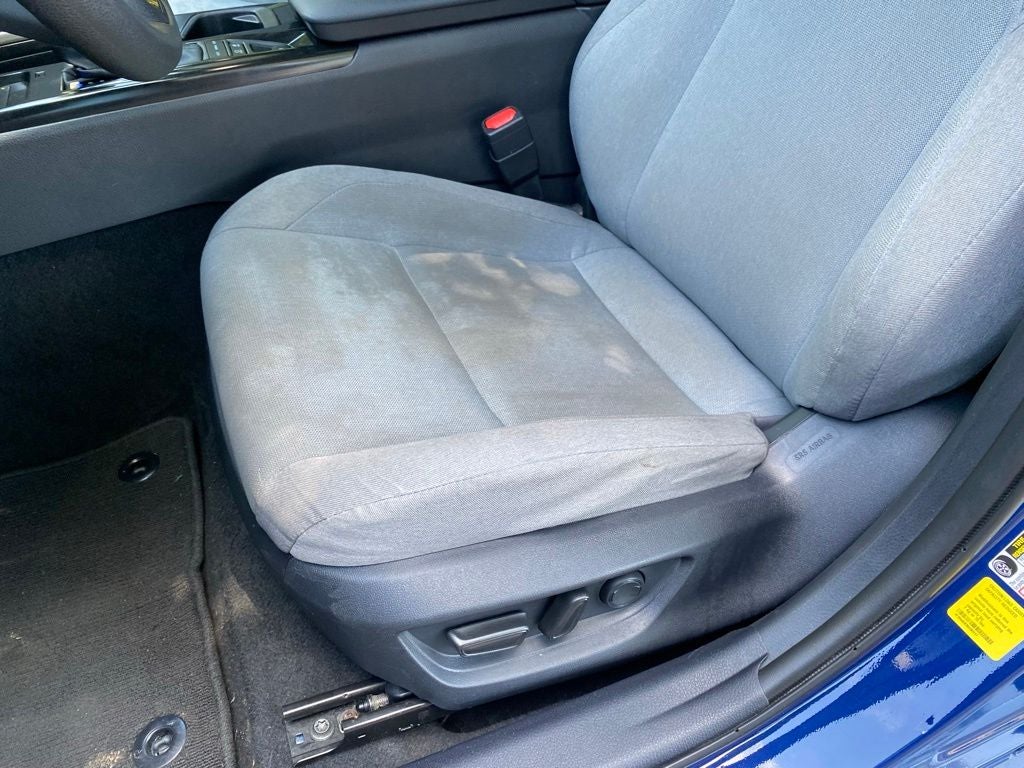 2025 Toyota Camry LE CONVENIENCE PKG