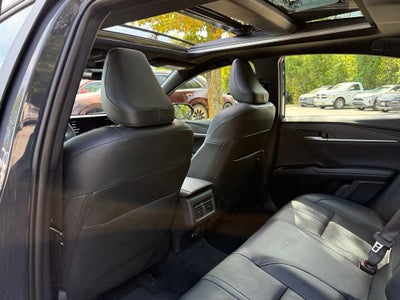 2025 Toyota Camry XSE - PANORAMIC SUNROOF / ONE OWNER