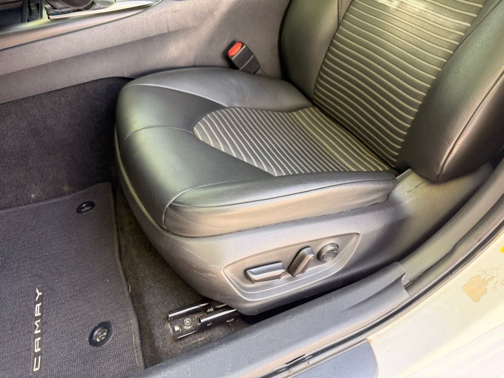 2021 Toyota Camry SE NICE CAR