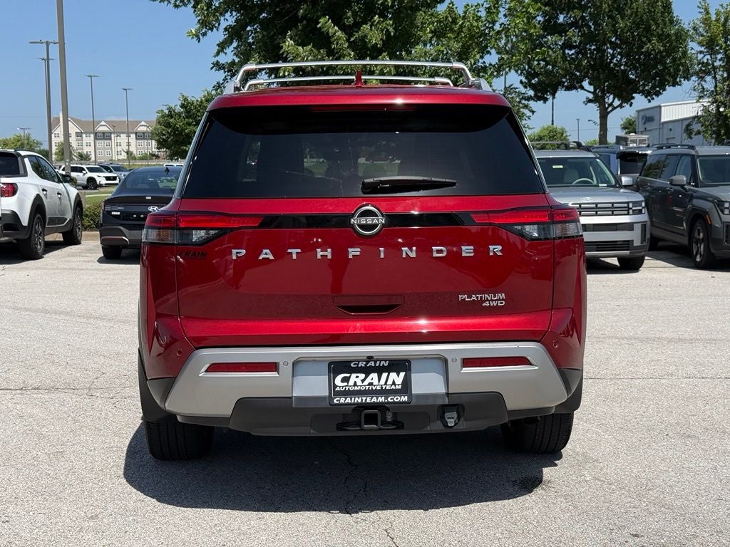 2023 Nissan Pathfinder Platinum