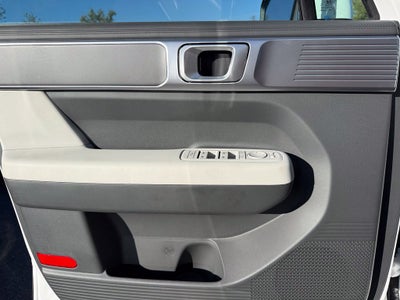 2027 Hyundai Santa Fe SE