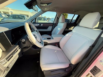 2027 Hyundai Santa Fe SE