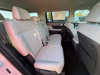 2027 Hyundai Santa Fe SE