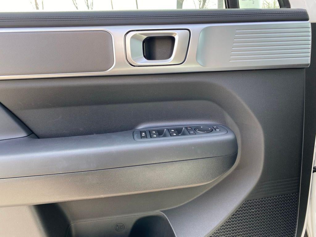 2025 Hyundai Santa Fe SE FWD