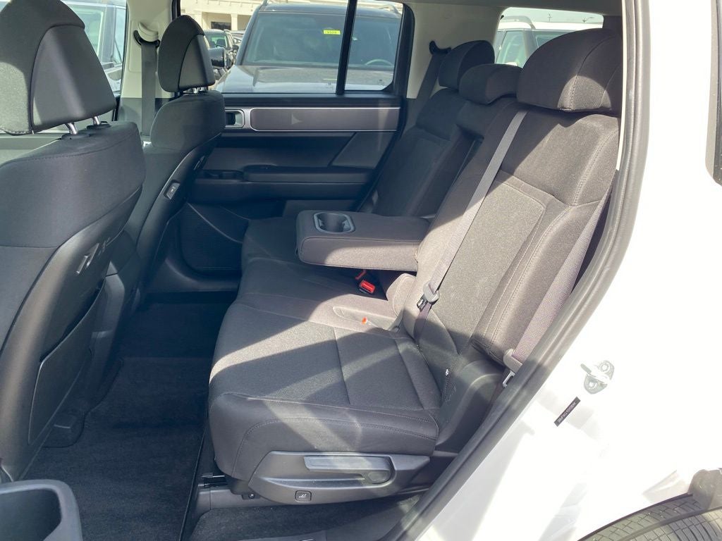 2025 Hyundai Santa Fe SE FWD