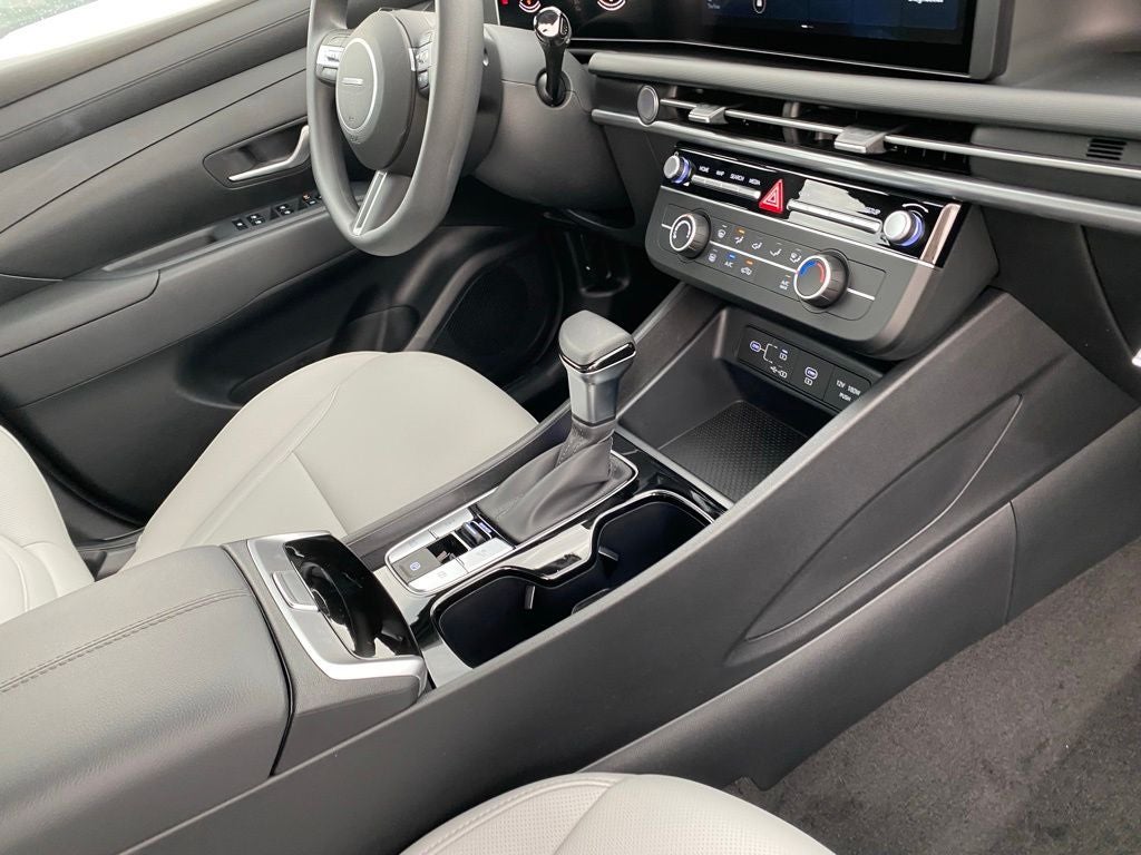 2027 Hyundai Santa Cruz SE