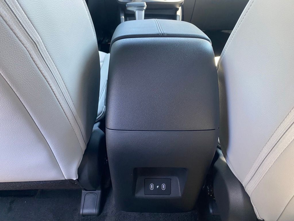2027 Hyundai Santa Cruz SE