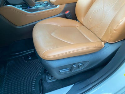 2022 Toyota Highlander Platinum