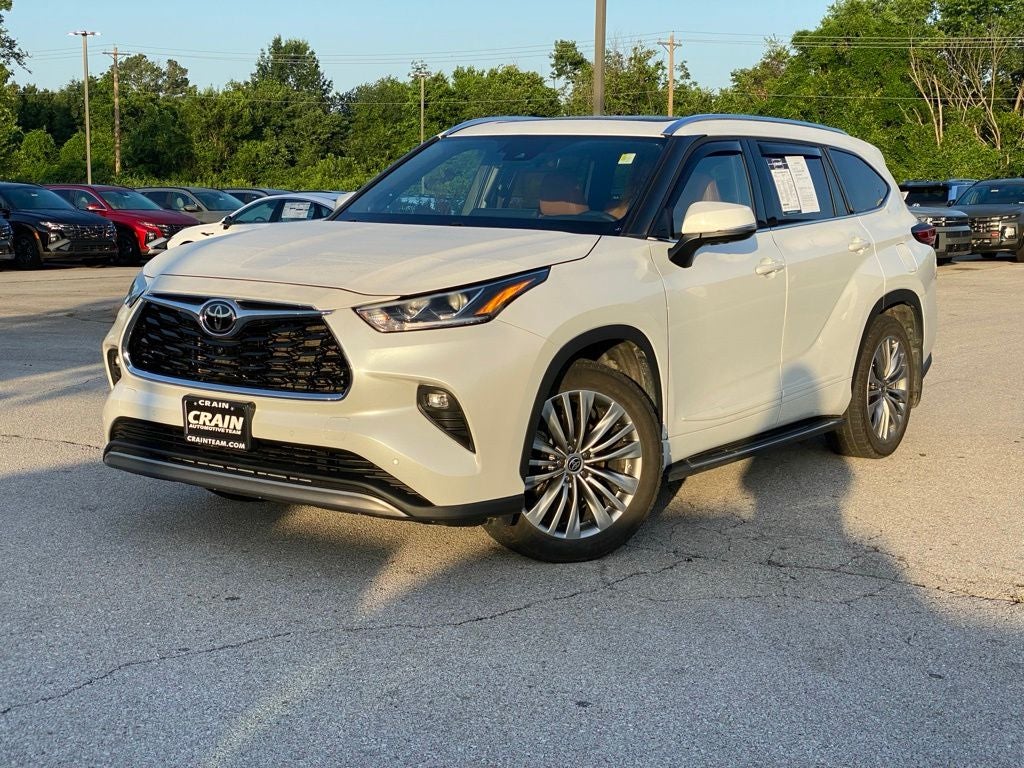 2022 Toyota Highlander Platinum