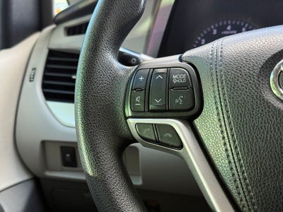 2018 Toyota Sienna LE 8 Passenger