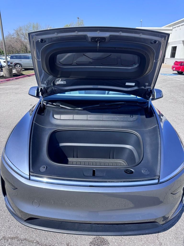 2026 Tesla Model Y Premium