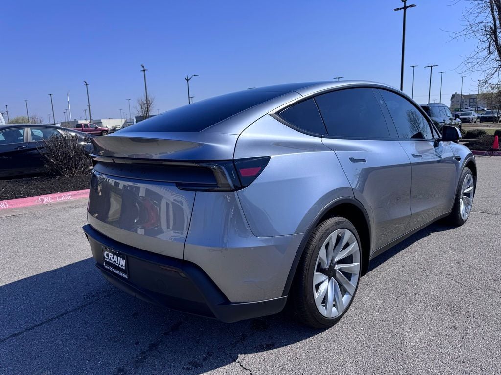 2026 Tesla Model Y Premium